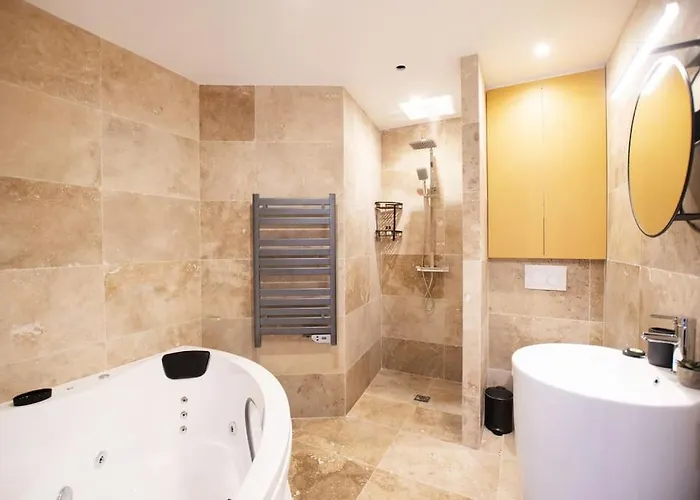 Avec Jacuzzi Dans Le 10e Παρίσι