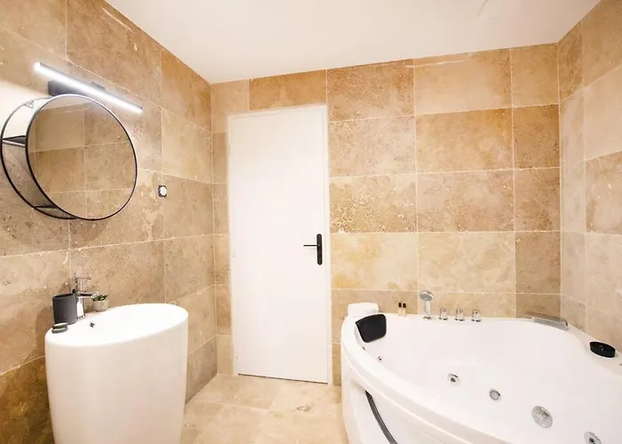 Avec Jacuzzi Dans Le 10e Daire